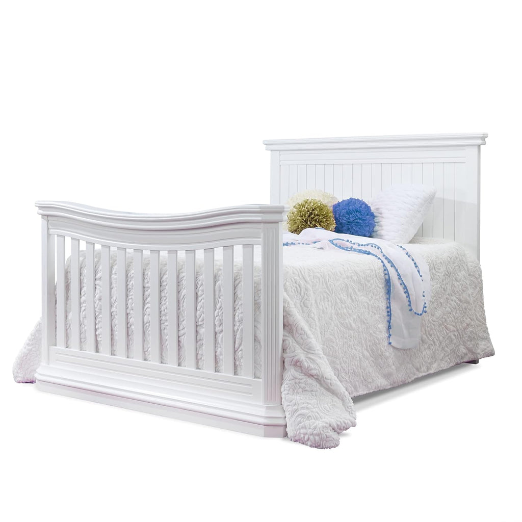 Sorelle Furniture Primo Crib, Classic 4-In-1 Convertible Crib, White Crib Made of Wood, Non-Toxic Finish, Wooden Baby Bed, Toddler Bed, Child's Daybed and Full-Size Bed, Nursery Furniture-White