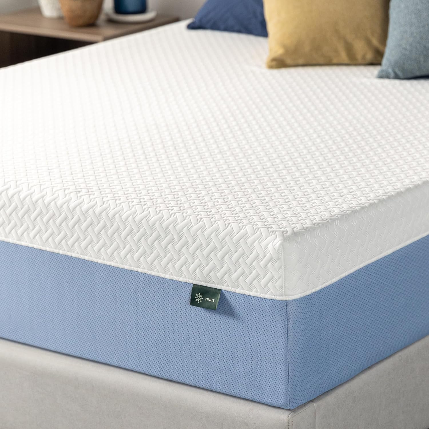 Zinus 10 Inch Queen Cooling Essential Memory Foam Mattress NewVersion, Fiberglass Free, Medium Feel, Breathable Cooling Layers, Certified Safe Materials