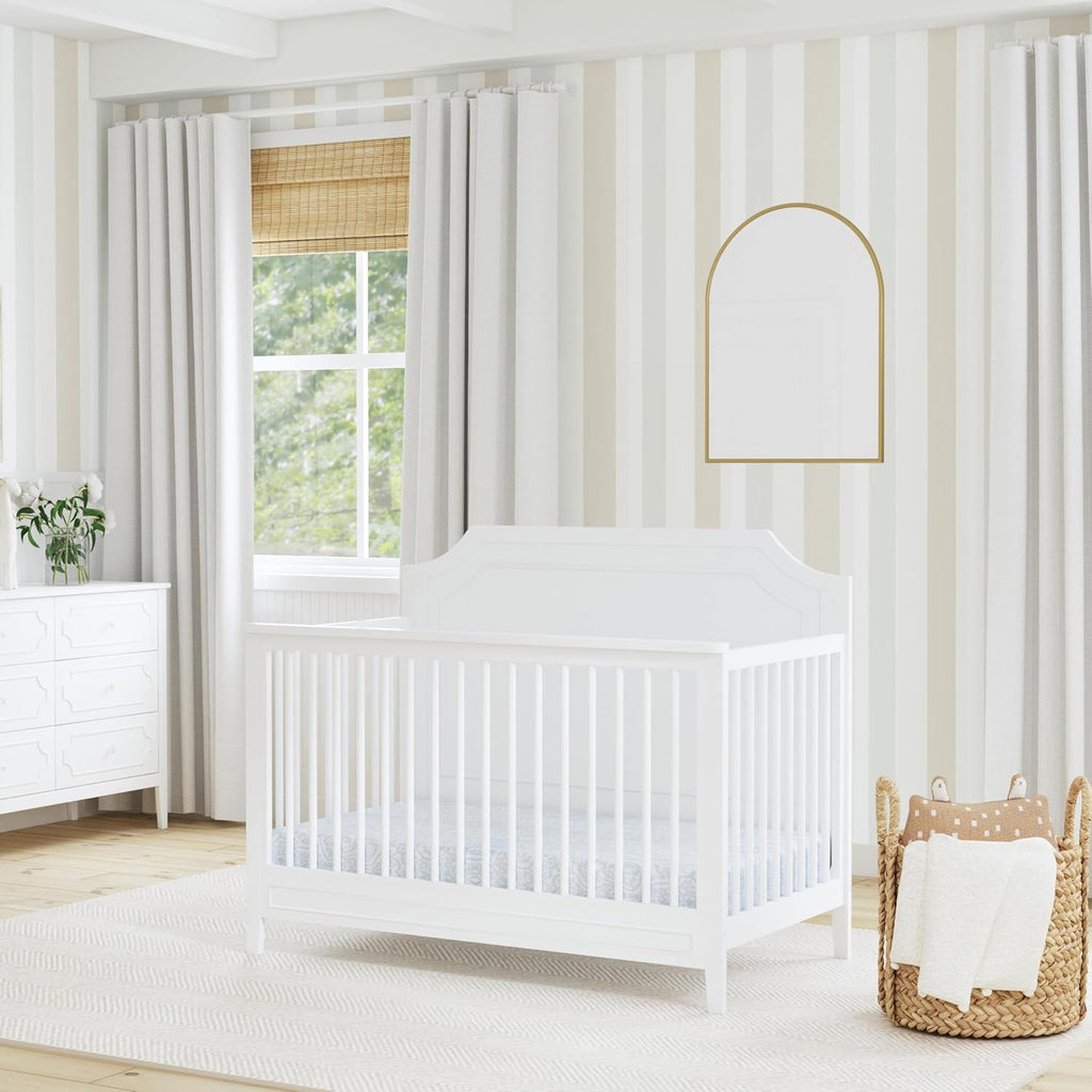Davinci Chloe Regency 4-in-1 Convertible Crib in White, Greenguard Gold Certified