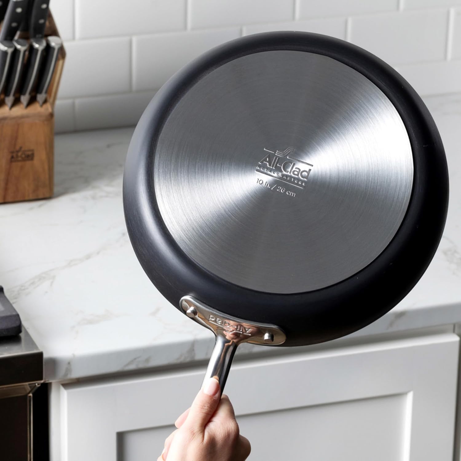 All-Clad HA1 Expert Hard Anodized Nonstick Cookware Set (13 Piece) Pots, Frying Pans, Dishwasher-Safe, Oven-Safe Up to 500°F Compatible with All Stovetops (Gas, Electric & Induction) - Black